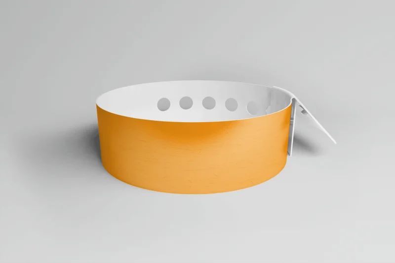 L-format plastarmband i tio lagerfärger.